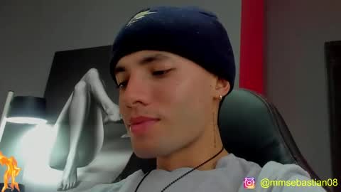 Snapshot of david_jons7 chatting on May 3, 2026, 10:27 pm David Jons online show from May 3, 2026, 10:27 pm