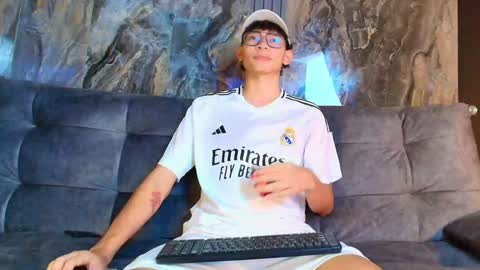 David online show from December 9, 2024, 10:09 pm