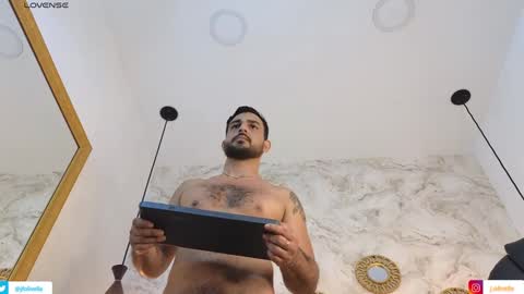 JF oliveira online show from December 27, 2024, 2:22 pm