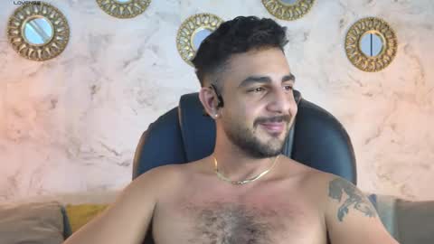 JF oliveira online show from January 8, 2025, 2:14 pm