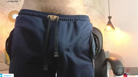 JF oliveira online show from January 10, 2025, 2:45 pm