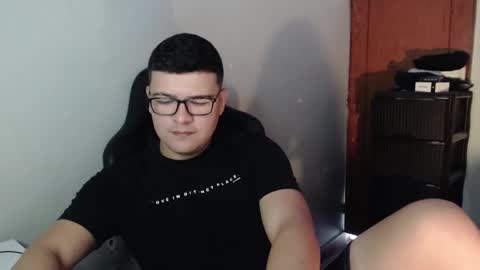 Snapshot of david_smit_ chatting on January 8, 2026, 6:54 pm david smit online show from January 8, 2026, 6:54 pm