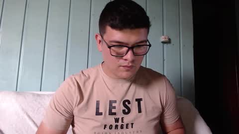 Snapshot of david_smit_ chatting on March 13, 2026, 8:37 pm david smit online show from March 13, 2026, 8:37 pm