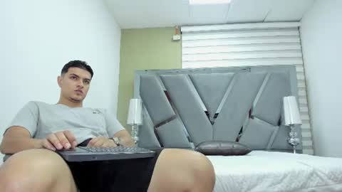 Snapshot of david_victoriaa chatting on July 14, 2026, 1:06 pm david_victoriaa online show from July 14, 2026, 1:06 pm