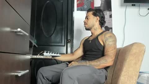 Snapshot of davide_daniels chatting on July 20, 2026, 4:09 pm Davide online show from July 20, 2026, 4:09 pm