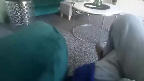 davidf75 online show from September 28, 2025, 9:14 am