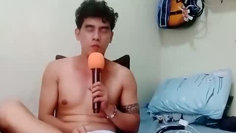 Snapshot of davidrocero chatting on March 10, 2026, 8:30 am davidrocero online show from March 10, 2026, 8:30 am