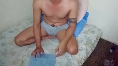 Snapshot of davidrocero chatting on March 24, 2026, 3:39 pm davidrocero online show from March 24, 2026, 3:39 pm