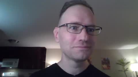 Snapshot of davidwilcox1982 chatting on December 17, 2025, 11:33 pm Dave online show from December 17, 2025, 11:33 pm