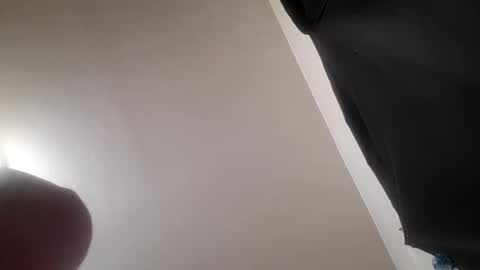 davidzhere222800 online show from December 28, 2024, 4:51 am