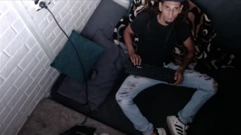 DAVILS online show from November 5, 2025, 7:08 am