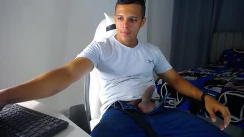 David Angel online show from December 18, 2025, 5:02 am