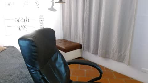 davoxer online show from October 1, 2025, 3:01 am