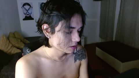 davoxer online show from November 6, 2025, 4:13 am