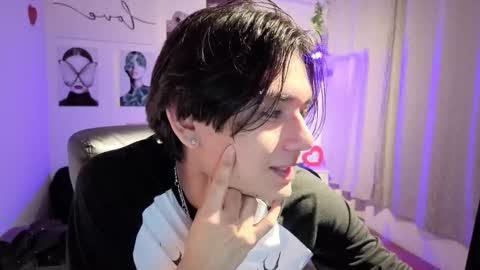 davoxer online show from March 4, 2026, 2:39 am