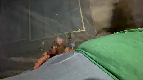 davzsoher online show from February 2, 2025, 2:48 am