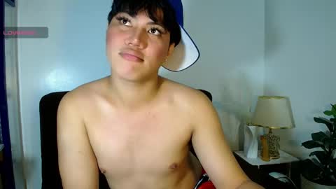 Snapshot of dawsonhansleyxx_ chatting on April 27, 2026, 9:35 pm Dawsonhansleyxx online show from April 27, 2026, 9:35 pm