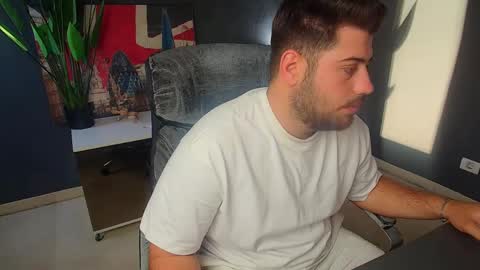 DaxGreer online show from April 26, 2026, 4:32 am