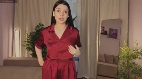 Snapshot of day_one_darling chatting on October 31, 2025, 4:57 am day_one_darling online show from October 31, 2025, 4:57 am