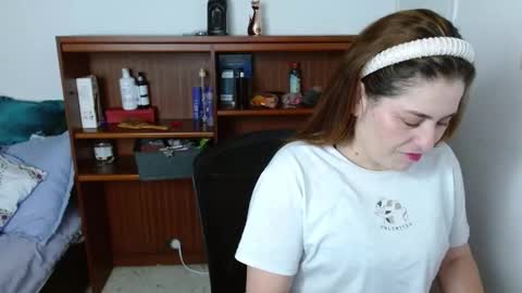 Snapshot of dayan_hanks chatting on May 8, 2026, 11:21 pm dayan online show from May 8, 2026, 11:21 pm