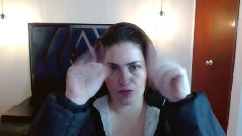 dayanhank online show from October 4, 2025, 1:36 am