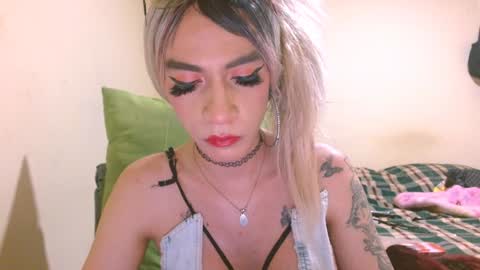 Snapshot of dayanna_01_ chatting on December 27, 2024, 6:10 pm dayanna_01_ online show from December 27, 2024, 6:10 pm