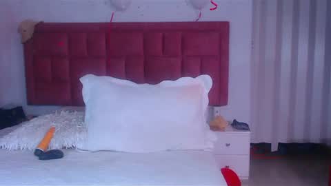 Snapshot of dayannaxxo chatting on February 23, 2025, 4:39 am dayannaxxo online show from February 23, 2025, 4:39 am