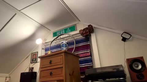 Snapshot of dayblue chatting on April 16, 2026, 6:03 am dayblue online show from April 16, 2026, 6:03 am