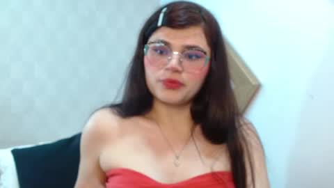 Dayanna online show from September 18, 2025, 11:12 am
