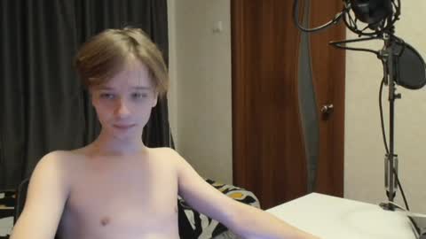 DayliLong online show from December 27, 2024, 9:43 pm