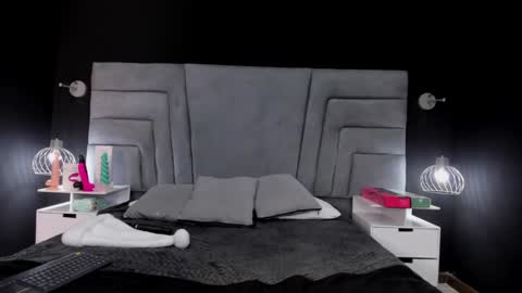 DAYRA ANGELS online show from December 15, 2024, 4:51 am