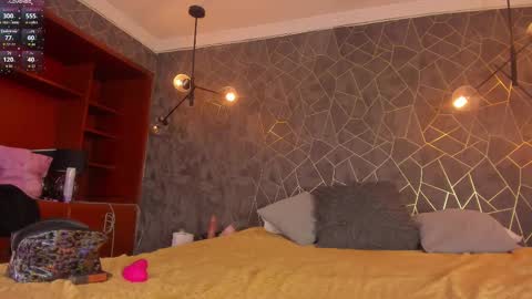 DAYRA ANGELS online show from October 27, 2025, 6:12 pm