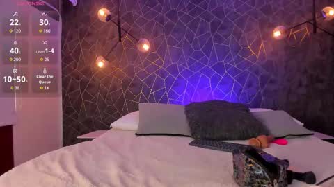 DAYRA ANGELS online show from November 25, 2025, 6:41 pm