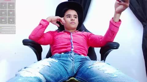 Snapshot of dayro_dduran chatting on November 8, 2025, 6:29 pm dayro_dduran online show from November 8, 2025, 6:29 pm