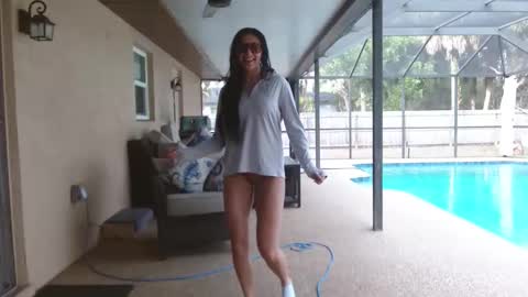 Dazey online show from December 18, 2025, 8:59 pm