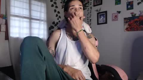 dazzayy online show from February 11, 2025, 10:28 pm