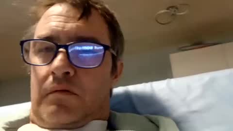 Dazzill online show from January 18, 2025, 6:43 pm