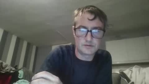 Dazzill online show from September 25, 2025, 6:44 pm