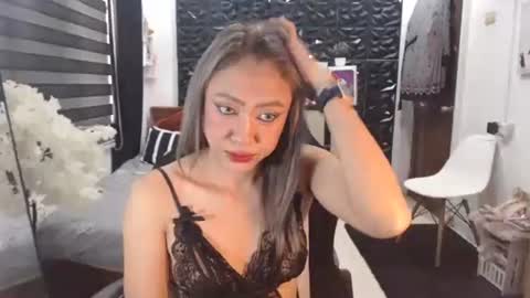 stephaniechim online show from March 12, 2026, 1:34 am