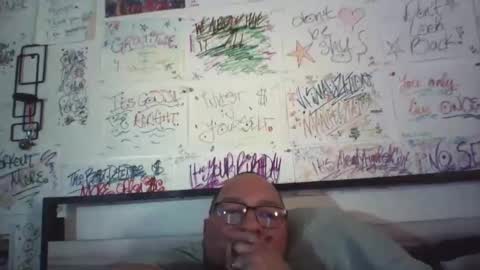 dbeamon92 online show from April 6, 2026, 2:42 am