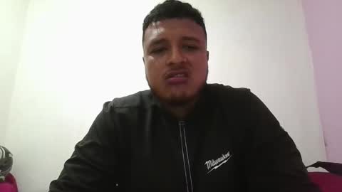 Snapshot of dc333777 chatting on February 25, 2026, 10:19 pm dc333777 online show from February 25, 2026, 10:19 pm