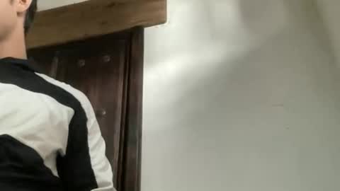 Snapshot of dcsprwls chatting on March 20, 2026, 10:03 pm dcsprwls online show from March 20, 2026, 10:03 pm