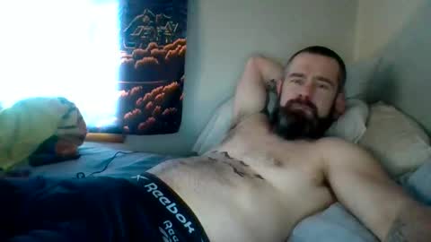 ddady22 online show from December 18, 2024, 4:06 pm