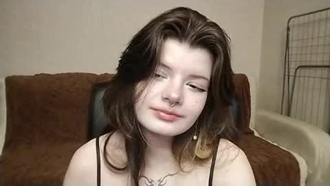 Snapshot of deannemillener chatting on May 4, 2026, 4:58 pm Camille online show from May 4, 2026, 4:58 pm