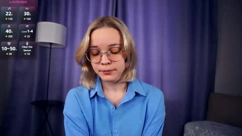 Charlie 18yo online show from September 17, 2025, 6:15 am