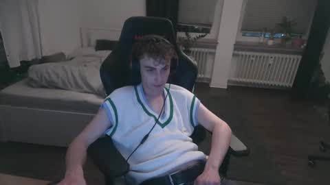 Dean online show from November 1, 2025, 8:00 pm