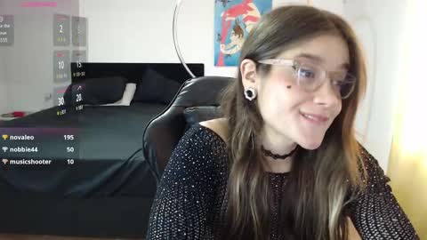 dearlilith6666 online show from March 5, 2025, 5:50 pm