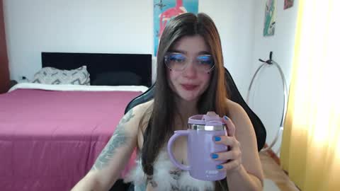 dearlilith6666 online show from September 24, 2025, 2:09 pm