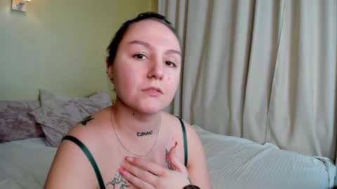 Debbie Mon Tue Fri Sun Sat GMT 3 1000am - 0400pm  online show from December 28, 2024, 9:19 pm