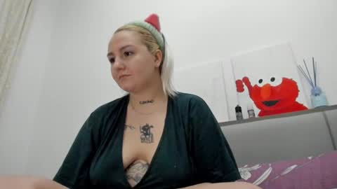 Debbie Mon Tue Fri Sun Sat GMT 3 1000am - 0400pm  online show from February 15, 2025, 8:54 pm